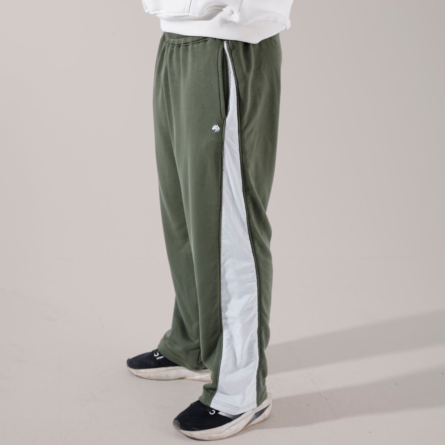 Olive v cut sweatpants